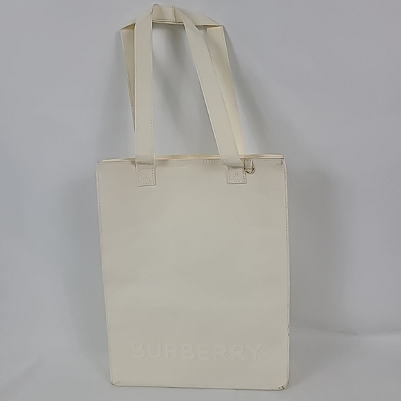 Burberry Handbags - Burberry Authentic Shopping Bag Gift Tote Cloth Lined 14”X 11” X 3.5”